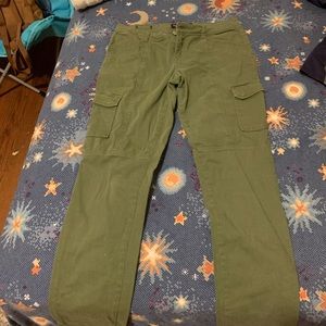 low rise skinny cargo pants